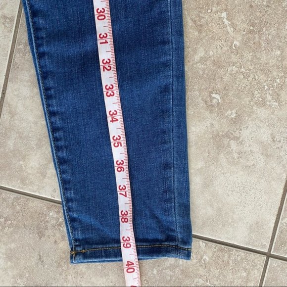 American Eagle High Rise Curvy jeans - Picture 9 of 11